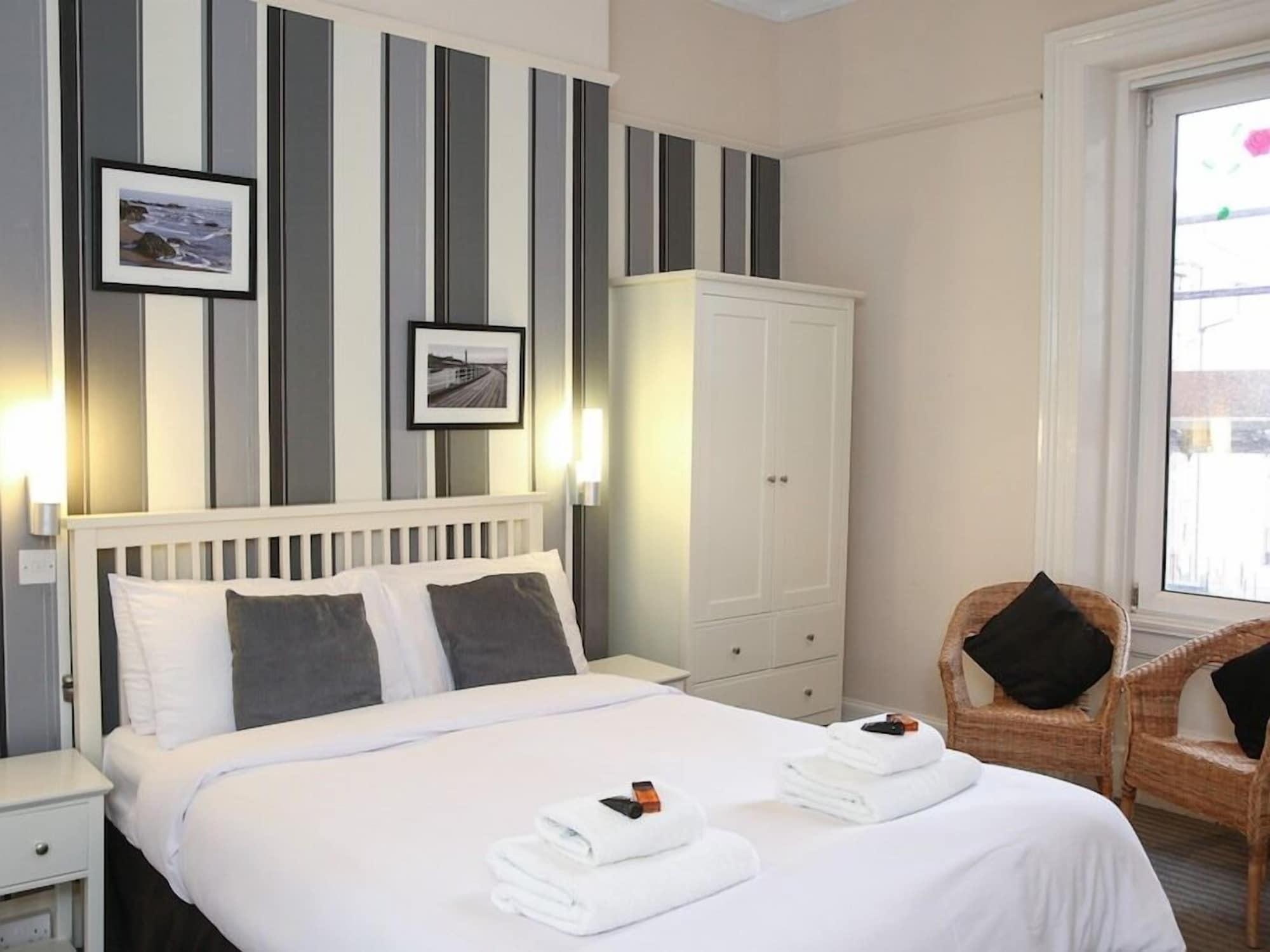 Riviera Guesthouse Whitby Ngoại thất bức ảnh