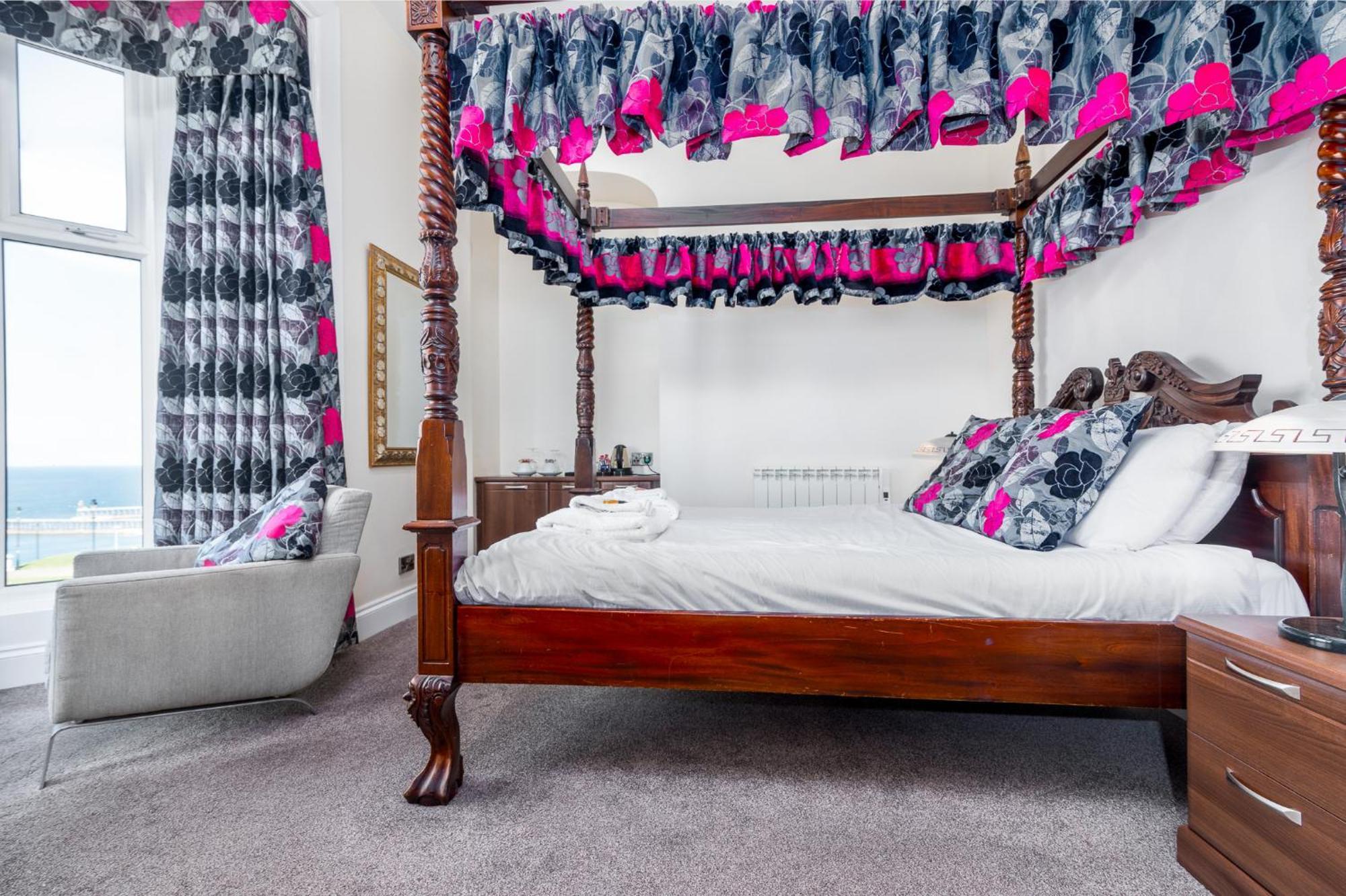 Riviera Guesthouse Whitby Ngoại thất bức ảnh